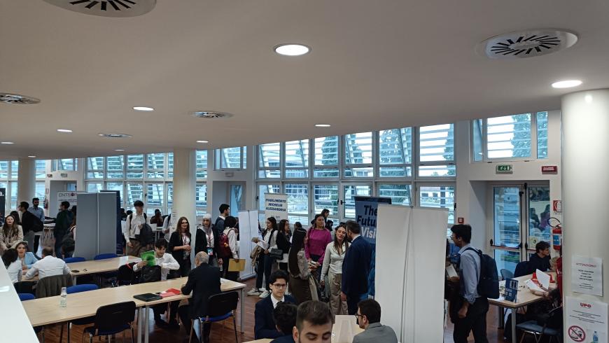 Il primo AL Career Day presso la Biblioteca del DISIT